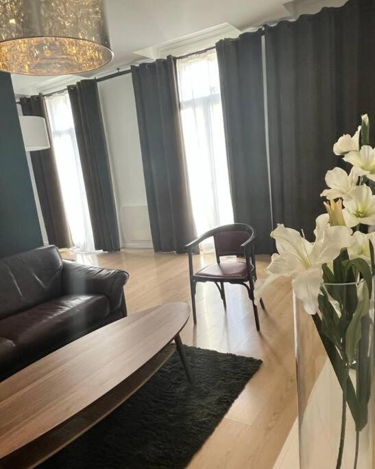 Vigne Et Mer-Spacieux Appartement Haussmannien-2Chambres-Wifi Beziers Bagian luar foto